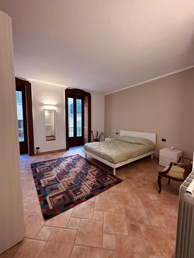 Apartamento La casa del corso Arona Exterior foto